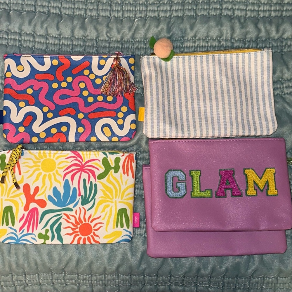 IPSY Bag Set